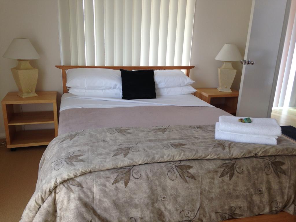 Collingwood Park WA Perths Hotel