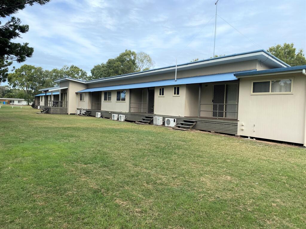 Kinka Beach QLD Perths Hotel