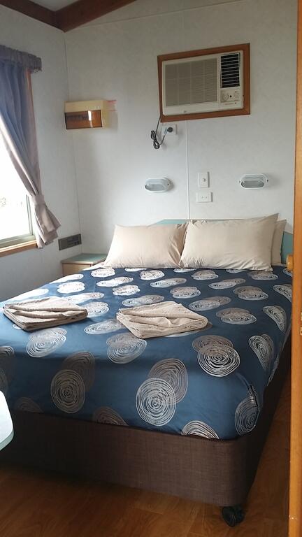 Discovery Parks - Streaky Bay Foreshore - Perths Hotel 1