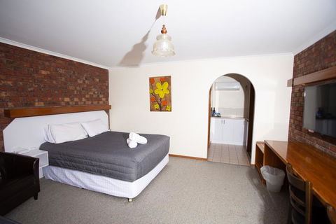 Donald Motor Lodge - Perths Hotel 2