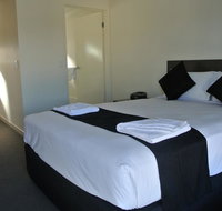 Dooley's Tavern  Motel Springsure - Perths Hotel