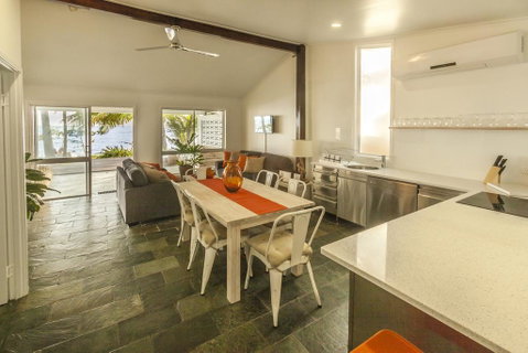 Drift Beach House Getaway - Perths Hotel 2