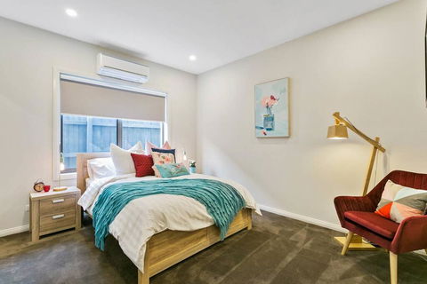 Dromana 300m Beach Shops And Cafes Table Tennis - Perths Hotel 3