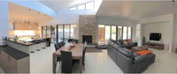 Book Dromana Accommodation Vacations Perths Hotel Perths Hotel