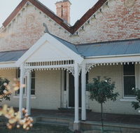 Dubuque Bed and Breakfast - Perths Hotel