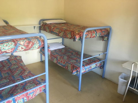 Dunsborough Inn Backpackers - Perths Hotel 2