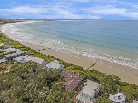 East Beach House - Perths Hotel 2