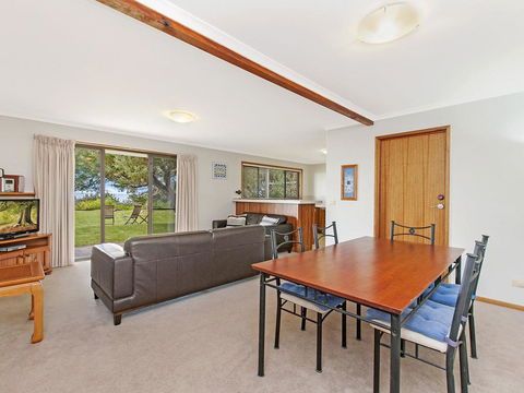 East Beach House - Perths Hotel 3