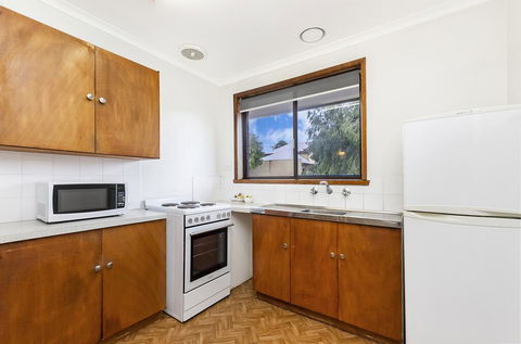 Eastern Beach Units #6 - Perths Hotel 3