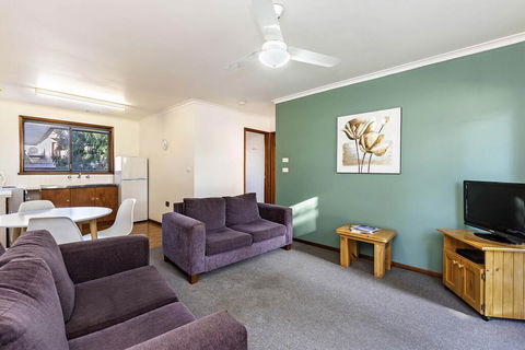 Eastern Beach Units #6 - Perths Hotel 2