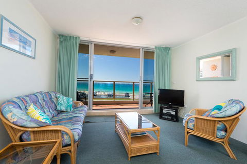 Ebbtide, Unit 07, 2-6 North Street - Perths Hotel 3