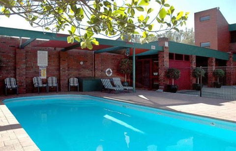 Echuca Nirebo Motel - Perths Hotel 1