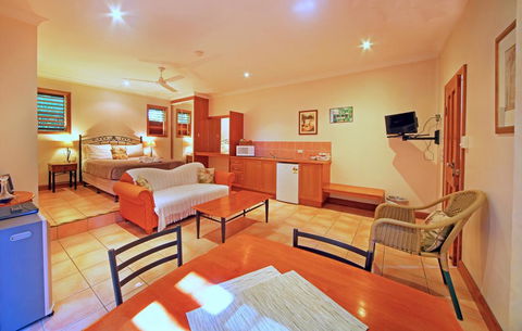 Eden House Retreat - Perths Hotel 1
