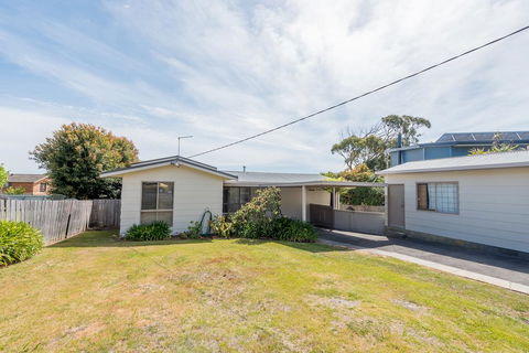 Elanora - Perths Hotel 0
