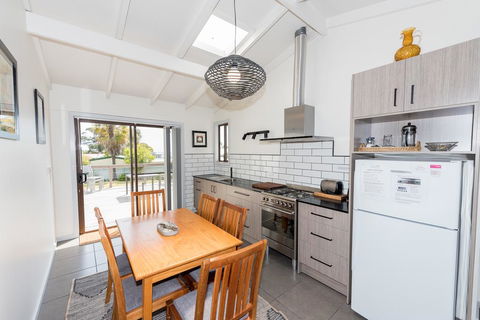 Elanora - Perths Hotel 3