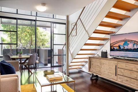 Elegant Loft Perfect For Inner City Explorers - Perths Hotel 0