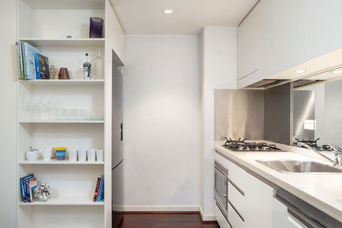 Elegant Loft Perfect For Inner City Explorers - Perths Hotel 3