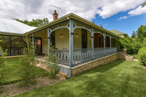 Elm Tree Lodge Beechworth - Perths Hotel 3
