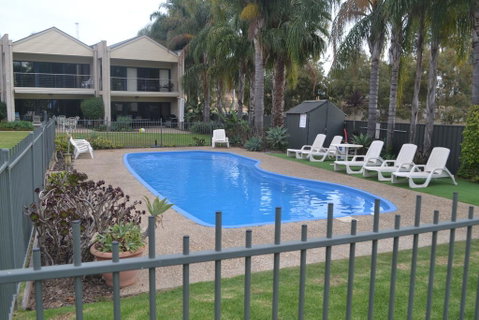 ELSINOR Townhouse 4 Mulwala - Perths Hotel 2