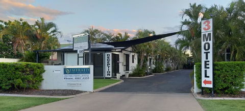 Emerald Motel Apartments - Perths Hotel 0