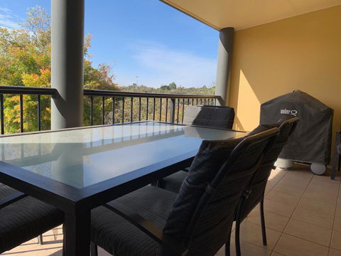 Endeavour 6 - Perths Hotel 2