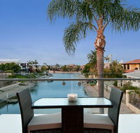 Endless Summer - Perths Hotel
