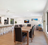 Endless Summer Beach Retreat - Perths Hotel