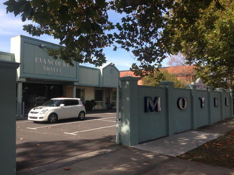 Evancourt Motel - Perths Hotel 0