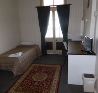 Exchange Hotel Toogoolawah - Perths Hotel