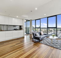 Executive City-centre Apartment with Parking - Perths Hotel