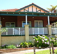 Exley House BB - Perths Hotel