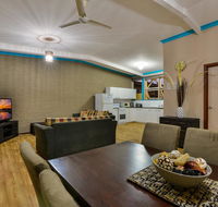 Exmouth Villas Unit 37 - Beautifully Appointed Villa Close to Town Centre