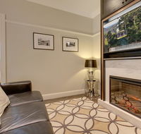 Explore the Blue Mountains on foot - Perths Hotel