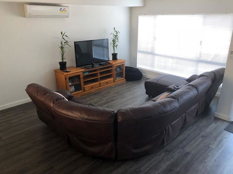Falcon Bay 4x4 Townhouse - Perths Hotel 0
