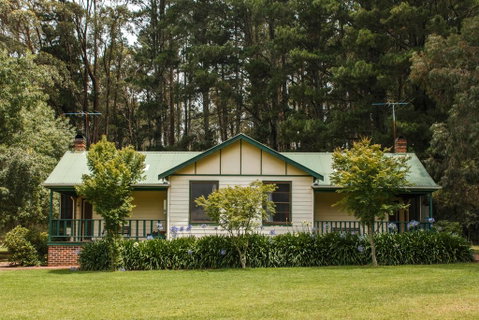 Federation Gardens & Possums Hideaway - Perths Hotel 0