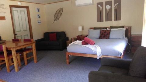 Fernleigh Accommodation - Perths Hotel 3