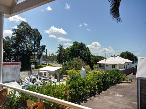 Filtered River Views - Perths Hotel 2