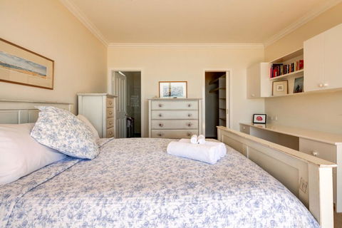 Fleetwood - Perths Hotel 1