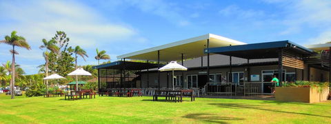 Forrest Beach Hotel/motel - Perths Hotel 2