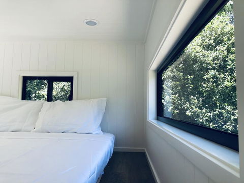 Francisco D'Anconia Tiny House - Perths Hotel 2