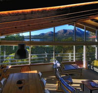 Freycinet Beachfront Retreat - Perths Hotel