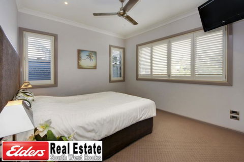 Front Creek Unit No 5 - Perths Hotel 3
