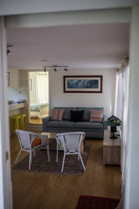 Funky Flat On Acreage - Perths Hotel 3
