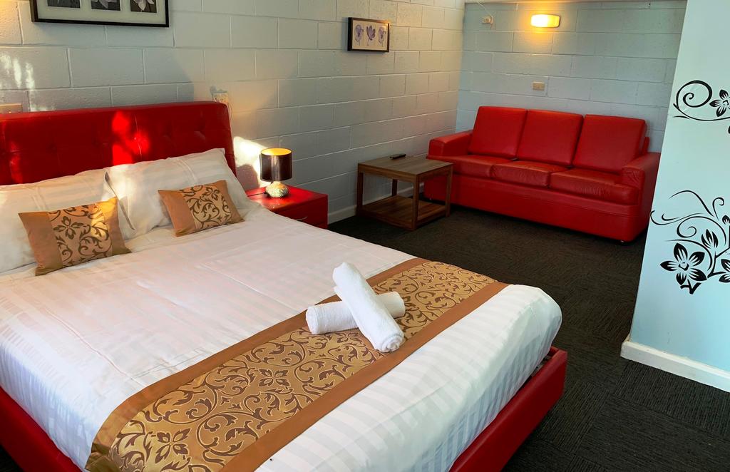 Ulupna ACT Perths Hotel