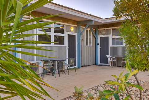 Getaway Villas Unit 38-12 - 1 Bedroom Self-Contained Accommodation - Perths Hotel 0