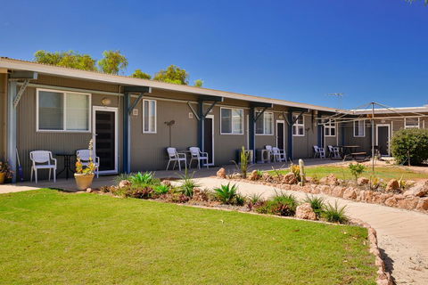 Getaway Villas Unit 38-2 - 1 Bedroom Self-Contained Accommodation - Perths Hotel 0