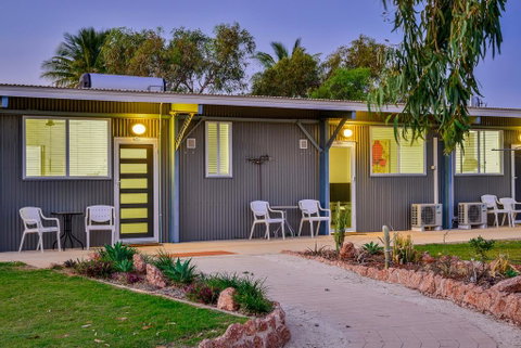 Getaway Villas Unit 38-3 - 1 Bedroom Self-Contained Accommodation - Perths Hotel 2