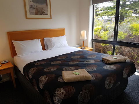 Gilles St Apartments - Perths Hotel 1
