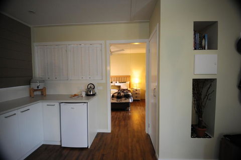 Gisborne Peak Winery Cottages - Perths Hotel 1