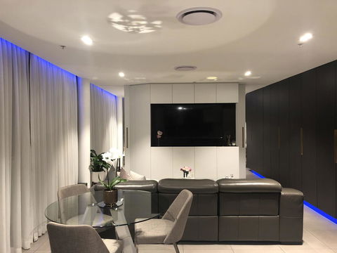 Glasshouse Apartment - At Parramatta - Perths Hotel 1